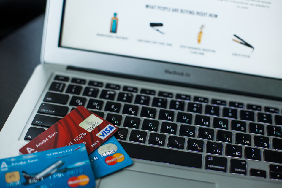 Чем опасны покупки косметологических средств на маркетплейсах для домашнего ухода